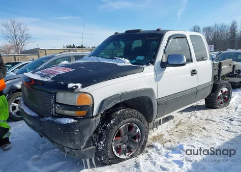 2002 GMC Sierra 1500 Sle z USA, uszkodzony, nr VIN 2GTEK19TX21414543